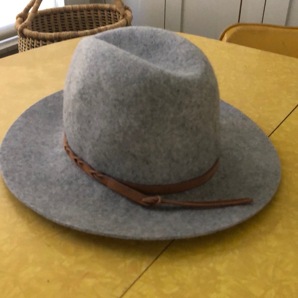 Felt sun hat for Fall weather